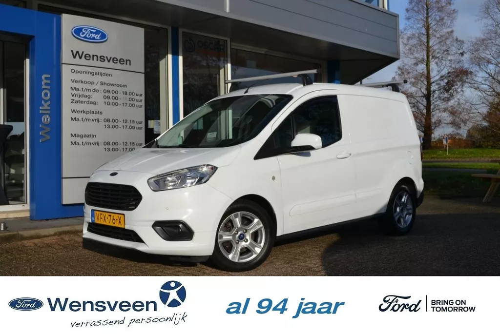Ford Transit Courier Limited 1.0T Ecoboost 100pk Trekhaak/Navi/Camera