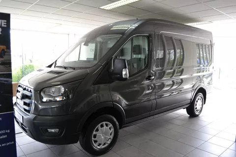 Ford E-Transit Elecitric 350 L2H2 68kWh 184pk Trend Voorraad Nieuw